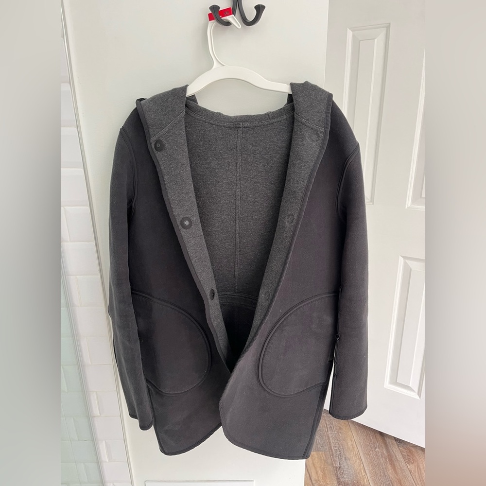 Women’s Lululemon Yoga Wrap Reversible Hooded Jacket